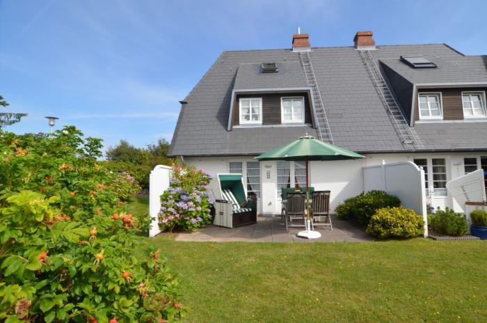 Sylt 3 Zimmer Ferienwohnung  | Maisonette  Wohnpark Friesenhain in Haderslebener Straße 2b, Westerland