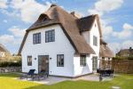 Appartement-Vermietung Bals -  - Hochkamp 19a | Sylt | Wenningstedt, Reetdachhaus für 6 Personen mit 3 Schlafzimmer, 2 Badezimmer, Gäste WC, ca. 190 m2, Grundstück ca. 0 m2