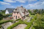 Appartement-Vermietung Bals - Residenz am Hochkamp - Haus Habel - Hochkamp 6b | Sylt | Wenningstedt, Reetdachhaus für 6 Personen mit 3 Schlafzimmer, 3 Badezimmer, Gäste WC, ca. 153 m2, Grundstück ca. 400 m2