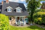 Appartement-Vermietung Bals - Landhaus Sylter Watt - Osthedig 9b | Sylt | Westerland, Haus für 6 Personen mit 3 Schlafzimmer, 2 Badezimmer, Gäste WC, ca. 160 m2, Garage, Grundstück ca. 0 m2