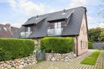Appartement-Vermietung Bals - Haus Viktor - Meisenweg 15 | Wohnung 1 | Sylt | Westerland, 4-Zimmer-EG-Wohnung  | Maisonette für 6 Personen mit 3 Schlafzimmer, 3 Badezimmer, ca. 83 m2, Grundstück ca. 0 m2