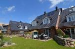 Appartement-Vermietung Bals - Sylter Quartier - Line up - Hoyerweg 10b | Haus 5.2 | Sylt | Westerland, Hausteil für 4 Personen mit 2 Schlafzimmer, 2 Badezimmer, Gäste WC, ca. 90 m2, Grundstück ca. 300 m2