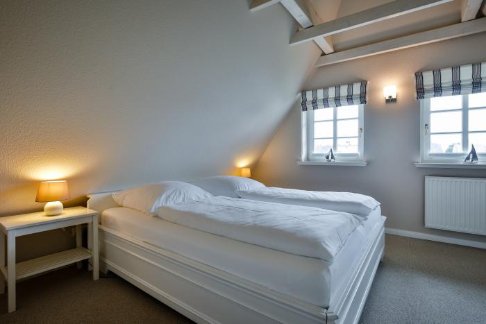 Hausteil unter Reet - Sylt, Hedigenwai 8 | Hausteil 1