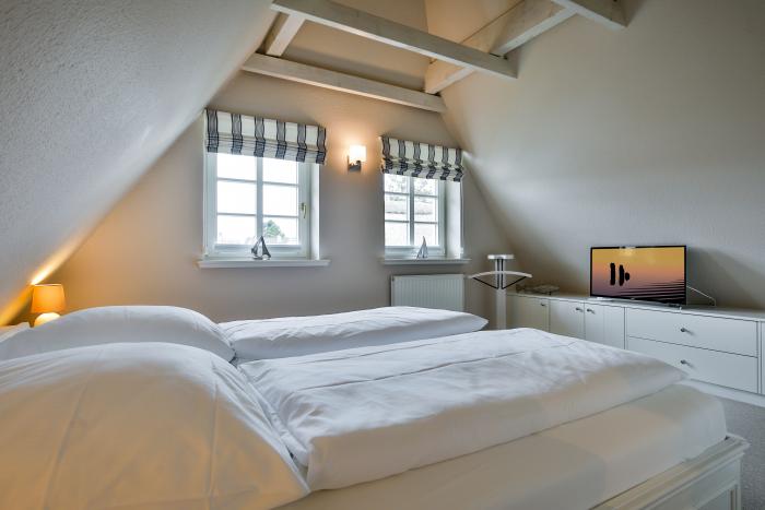Hausteil unter Reet - Sylt, Hedigenwai 8 | Hausteil 1