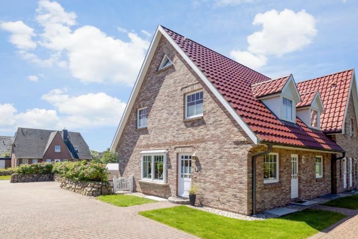 Sylt 3 Zimmer Ferienwohnung  | Maisonette in Feldmarkstraße 1a, Wenningstedt