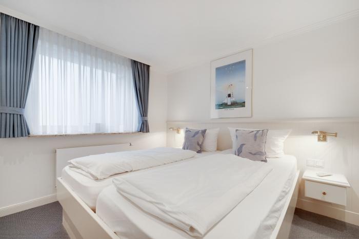 Appartement-Vermietung Bals -  - Horsatal 3a | Wohnung 1 | Sylt | Wenningstedt, 3-Zimmer-EG-Wohnung  | Maisonette für 3 Personen mit 2 Schlafzimmer, 1 Badezimmer, ca. 50 m2, Grundstück ca. 0 m2