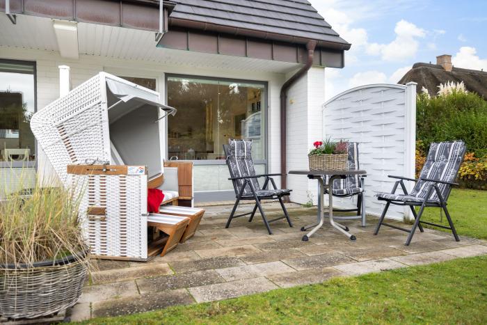 Appartement-Vermietung Bals -  - Horsatal 3a | Wohnung 1 | Sylt | Wenningstedt, 3-Zimmer-EG-Wohnung  | Maisonette für 3 Personen mit 2 Schlafzimmer, 1 Badezimmer, ca. 50 m2, Grundstück ca. 0 m2