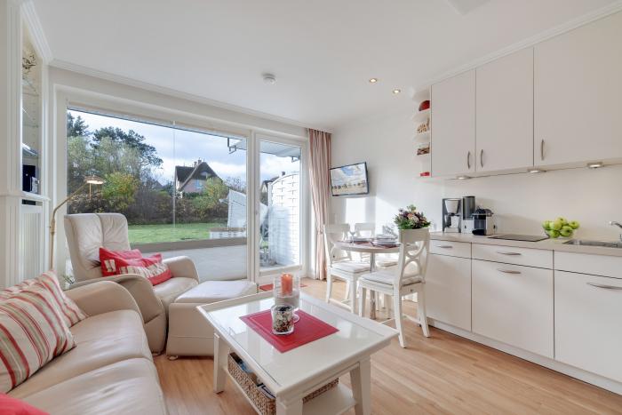 Appartement-Vermietung Bals -  - Horsatal 3a | Wohnung 1 | Sylt | Wenningstedt, 3-Zimmer-EG-Wohnung  | Maisonette für 3 Personen mit 2 Schlafzimmer, 1 Badezimmer, ca. 50 m2, Grundstück ca. 0 m2