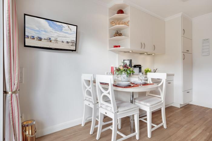 Appartement-Vermietung Bals -  - Horsatal 3a | Wohnung 1 | Sylt | Wenningstedt, 3-Zimmer-EG-Wohnung  | Maisonette für 3 Personen mit 2 Schlafzimmer, 1 Badezimmer, ca. 50 m2, Grundstück ca. 0 m2