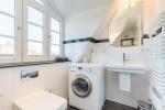 Appartement-Vermietung Bals - Haus Rosengrund - Boy-Truels-Straße 2d | Sylt | Westerland, 3-Zimmer-OG-Wohnung  | Maisonette für 4 Personen mit 2 Schlafzimmer, 1 Badezimmer, ca. 60 m2, Grundstück ca. 0 m2 - Bild-12