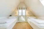 Appartement-Vermietung Bals - Haus Rosengrund - Boy-Truels-Straße 2d | Sylt | Westerland, 3-Zimmer-OG-Wohnung  | Maisonette für 4 Personen mit 2 Schlafzimmer, 1 Badezimmer, ca. 60 m2, Grundstück ca. 0 m2 - Bild-16