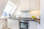 Appartement-Vermietung Bals - Haus Rosengrund - Boy-Truels-Straße 2d | Sylt | Westerland, 3-Zimmer-OG-Wohnung  | Maisonette für 4 Personen mit 2 Schlafzimmer, 1 Badezimmer, ca. 60 m2, Grundstück ca. 0 m2 - Bild-7