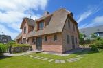 Appartement-Vermietung Bals - Residenz am Hochkamp - Haus Gröde - Hochkamp 6a | Sylt | Wenningstedt, Reetdachhaus für 6 Personen mit 3 Schlafzimmer, 2 Badezimmer, Gäste WC, ca. 149 m2, Grundstück ca. 800 m2 - Bild-49