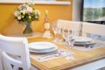 Appartement-Vermietung Bals - Romantikhaus Rosenhüs - Teerose - Rosenweg 10 | 3 | Sylt | Westerland, 2-Zimmer-EG-Wohnung  | Maisonette für 2 Personen mit 1 Schlafzimmer, 1 Badezimmer, ca. 40 m2, Grundstück ca. 0 m2 - Bild-7