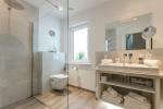 Appartement-Vermietung Bals -  - Amselweg 6a | Sylt | Westerland, Doppelhaushälfte für 7 Personen mit 4 Schlafzimmer, 3 Badezimmer, Gäste WC, ca. 133 m2, Grundstück ca. 0 m2 - Bild-16