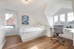 Appartement-Vermietung Bals - Landhaus Sylter Watt - Osthedig 9b | Sylt | Westerland, Haus für 6 Personen mit 3 Schlafzimmer, 2 Badezimmer, Gäste WC, ca. 160 m2, Garage, Grundstück ca. 0 m2 - Bild-19