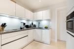Appartement-Vermietung Bals - Friesenhaus Meerlust - Strandstraße 24 | 3 | Sylt | Wenningstedt, Hausteil unter Reet für 8 Personen mit 4 Schlafzimmer, 5 Badezimmer, Gäste WC, ca. 170 m2, Grundstück ca. 0 m2 - Bild-14