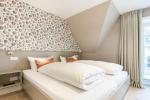 Appartement-Vermietung Bals - Friesenhaus Meerlust - Strandstraße 24 | 3 | Sylt | Wenningstedt, Hausteil unter Reet für 8 Personen mit 4 Schlafzimmer, 5 Badezimmer, Gäste WC, ca. 170 m2, Grundstück ca. 0 m2 - Bild-25
