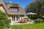 Appartement-Vermietung Bals - Friesenhaus Meerzeit - Am Denghoog 3a | 4 | Sylt | Wenningstedt, Hausteil unter Reet für 7 Personen mit 4 Schlafzimmer, 3 Badezimmer, Gäste WC, ca. 160 m2, Grundstück ca. 0 m2 - Bild-32