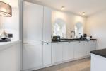 Appartement-Vermietung Bals - Spuren im Sand - Braderuper Straße 8 | Sylt | Wenningstedt, Freistehendes Reetdachhaus für 8 Personen mit 4 Schlafzimmer, 3 Badezimmer, Gäste WC, ca. 240 m2, Grundstück ca. 0 m2 - Bild-14