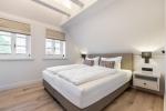 Appartement-Vermietung Bals - Spuren im Sand - Braderuper Straße 8 | Sylt | Wenningstedt, Freistehendes Reetdachhaus für 8 Personen mit 4 Schlafzimmer, 3 Badezimmer, Gäste WC, ca. 240 m2, Grundstück ca. 0 m2 - Bild-22