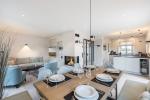 Appartement-Vermietung Bals - Beachvibes - Braderuper Straße 8b | Sylt | Wenningstedt, Reetdachhaus für 6 Personen mit 4 Schlafzimmer, 3 Badezimmer, Gäste WC, ca. 153 m2, Grundstück ca. 0 m2 - Bild-1