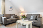 Appartement-Vermietung Bals -  - Horsatal 3a | Wohnung 6 | Sylt | Wenningstedt, 3-Zimmer-OG-Wohnung  | Maisonette für 4 Personen mit 2 Schlafzimmer, 1 Badezimmer, ca. 60 m2, Grundstück ca. 0 m2 - Bild-2