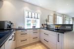 Appartement-Vermietung Bals - Reethüs - Watt - Süder Wung 20b | Sylt | Wenningstedt, Reetdachhaus für 6 Personen mit 3 Schlafzimmer, 3 Badezimmer, Gäste WC, ca. 165 m2, Grundstück ca. 0 m2 - Bild-17