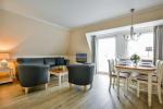Appartement-Vermietung Bals - Strandhaus Feldlerche - Westerstraße 9 | Wohnung 3 | Sylt | Wenningstedt, 3-Zimmer-OG-Wohnung für 4 Personen mit 2 Schlafzimmer, 2 Badezimmer, ca. 90 m2, Grundstück ca. 0 m2 - Bild-1