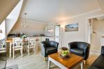 Appartement-Vermietung Bals - Strandhaus Feldlerche - Westerstraße 9 | Wohnung 3 | Sylt | Wenningstedt, 3-Zimmer-OG-Wohnung für 4 Personen mit 2 Schlafzimmer, 2 Badezimmer, ca. 90 m2, Grundstück ca. 0 m2 - Bild-5