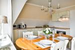 Appartement-Vermietung Bals - Strandhaus Feldlerche - Westerstraße 9 | Wohnung 3 | Sylt | Wenningstedt, 3-Zimmer-OG-Wohnung für 4 Personen mit 2 Schlafzimmer, 2 Badezimmer, ca. 90 m2, Grundstück ca. 0 m2 - Bild-8