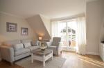 Appartement-Vermietung Bals -  - Friesenring 21 | Wohnung 7 | Sylt | Wenningstedt, 2-Zimmer-OG-Wohnung  | Maisonette für 2 Personen mit 1 Schlafzimmer, 1 Badezimmer, Gäste WC, ca. 55 m2, Grundstück ca. 0 m2 - Bild-1