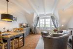 Appartement-Vermietung Bals - Heidepark - Seestraße 5f | Sylt | Wenningstedt, 2-Zimmer-OG-Wohnung  | Maisonette für 2 Personen mit 1 Schlafzimmer, 1 Badezimmer, ca. 50 m2, Grundstück ca. 0 m2 - Bild-1