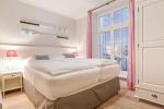 Appartement-Vermietung Bals - Haus Viktor - Sonnenschein - Meisenweg 15 | Wohnung 2 | Sylt | Westerland, 4-Zimmer-EG-Wohnung  | Maisonette für 6 Personen mit 3 Schlafzimmer, 2 Badezimmer, ca. 80 m2, Grundstück ca. 0 m2 - Bild-15