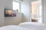 Appartement-Vermietung Bals - Wolke 7 - Maybachstraße 8a  | Wohnung 1 | Sylt | Westerland, 3-Zimmer-EG-Wohnung für 4 Personen mit 2 Schlafzimmer, 2 Badezimmer, ca. 83 m2, Garage, Fahrstuhl im Haus, Grundstück ca. 0 m2 - Bild-28