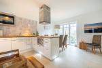 Appartement-Vermietung Bals - Boardinghouse - Sunset - Bötticherstraße 25 | 2 | Sylt | Westerland, Hausteil für 4 Personen mit 2 Schlafzimmer, 2 Badezimmer, Gäste WC, ca. 110 m2, Grundstück ca. 570 m2 - Bild-11