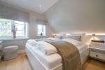 Appartement-Vermietung Bals - Reethüs - Luv - Westerlandstraße 11a | Sylt | Wenningstedt, Reetdachhaus für 4 Personen mit 2 Schlafzimmer, 3 Badezimmer, Gäste WC, ca. 157 m2, Grundstück ca. 0 m2 - Bild-13