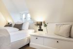 Appartement-Vermietung Bals -  - Westerlandstraße 12a | Sylt | Wenningstedt, Reetdachhaus für 7 Personen mit 4 Schlafzimmer, 4 Badezimmer, Gäste WC, ca. 180 m2, Grundstück ca. 0 m2 - Bild-25