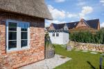 Appartement-Vermietung Bals -  - Westerlandstraße 12a | Sylt | Wenningstedt, Reetdachhaus für 7 Personen mit 4 Schlafzimmer, 4 Badezimmer, Gäste WC, ca. 180 m2, Grundstück ca. 0 m2 - Bild-49