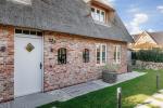 Appartement-Vermietung Bals -  - Westerlandstraße 12a | Sylt | Wenningstedt, Reetdachhaus für 7 Personen mit 4 Schlafzimmer, 4 Badezimmer, Gäste WC, ca. 180 m2, Grundstück ca. 0 m2 - Bild-51