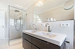Appartement-Vermietung Bals -  - Horsatal 5a | Sylt | Wenningstedt, Reetdachhaus für 6 Personen mit 3 Schlafzimmer, 2 Badezimmer, Gäste WC, ca. 181 m2, Grundstück ca. 0 m2 - Bild-18