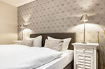 Appartement-Vermietung Bals -  - Horsatal 5a | Sylt | Wenningstedt, Reetdachhaus für 6 Personen mit 3 Schlafzimmer, 2 Badezimmer, Gäste WC, ca. 181 m2, Grundstück ca. 0 m2 - Bild-28