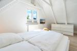 Appartement-Vermietung Bals - ZwischenRaum - Gaadt 19a | Sylt | Westerland, Freistehendes Haus für 6 Personen mit 3 Schlafzimmer, 3 Badezimmer, ca. 130 m2, Grundstück ca. 0 m2 - Bild-13