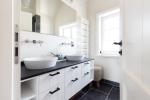 Appartement-Vermietung Bals - Hüs Blue Lobster - Uthlandstraße 18c | Sylt | Westerland, Doppelhaushälfte für 6 Personen mit 3 Schlafzimmer, 2 Badezimmer, Gäste WC, ca. 143 m2, Grundstück ca. 0 m2 - Bild-13
