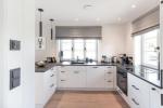 Appartement-Vermietung Bals - Hüs Blue Lobster - Uthlandstraße 18c | Sylt | Westerland, Doppelhaushälfte für 6 Personen mit 3 Schlafzimmer, 2 Badezimmer, Gäste WC, ca. 143 m2, Grundstück ca. 0 m2 - Bild-8