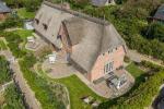 Appartement-Vermietung Bals -  - Lerchenweg 10a | Sylt | Wenningstedt, Reetdachhaus für 8 Personen mit 4 Schlafzimmer, 4 Badezimmer, Gäste WC, ca. 206 m2, Grundstück ca. 450 m2 - Bild-50