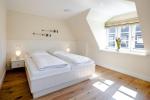 Appartement-Vermietung Bals -  - Gorch-Fock-Straße 22a | Sylt | Westerland, Hausteil für 6 Personen mit 3 Schlafzimmer, 2 Badezimmer, Gäste WC, ca. 110 m2, Grundstück ca. 0 m2 - Bild-15