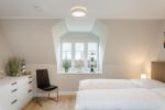 Appartement-Vermietung Bals -  - Gorch-Fock-Straße 22b | Sylt | Westerland, Hausteil für 6 Personen mit 3 Schlafzimmer, 2 Badezimmer, Gäste WC, ca. 110 m2, Grundstück ca. 0 m2 - Bild-13
