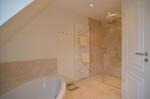 Appartement-Vermietung Bals - Sylter Quartier - Syltcharme - Hoyerweg 10e | Haus 3.2 | Sylt | Westerland, Hausteil für 6 Personen mit 3 Schlafzimmer, 2 Badezimmer, Gäste WC, ca. 97 m2, Grundstück ca. 0 m2 - Bild-13