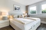 Appartement-Vermietung Bals -  - Am Friedrichshain 14 | Wohnung 1 | Sylt | Westerland, 3-Zimmer-EG-Wohnung für 4 Personen mit 2 Schlafzimmer, 2 Badezimmer, Gäste WC, ca. 100 m2, Grundstück ca. 0 m2 - Bild-12